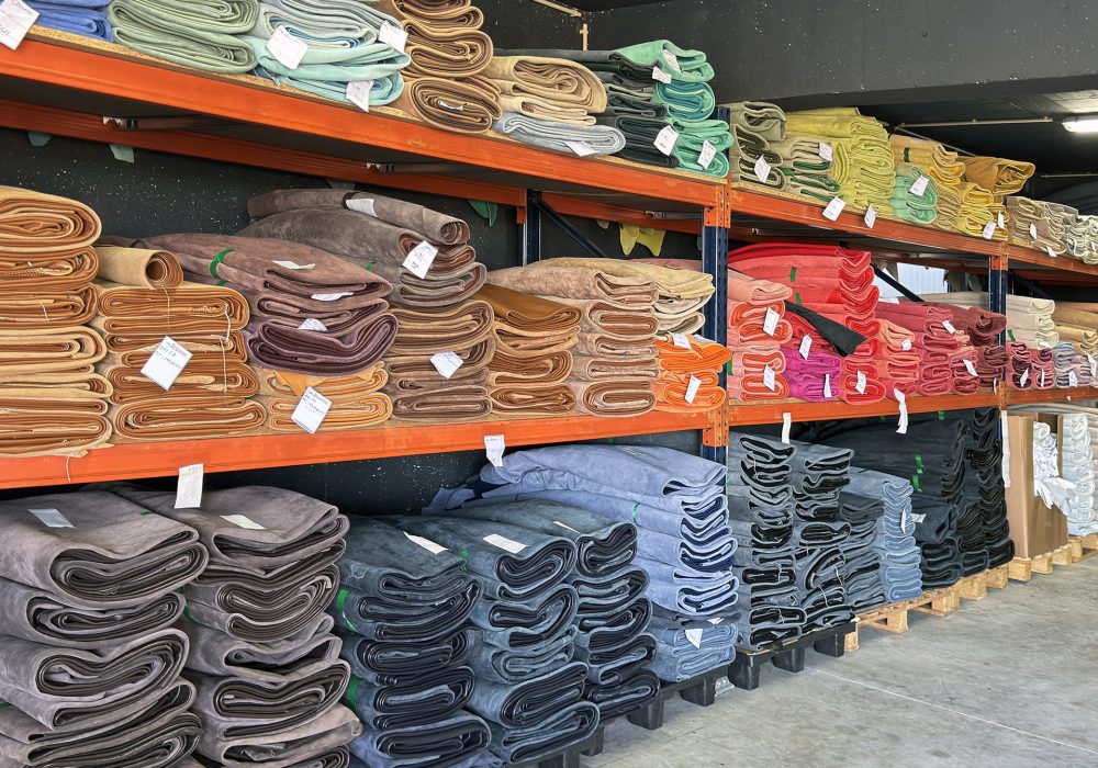 ExigentCategory - Armazém de Peles e Couro